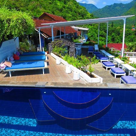 Waenis Sunset View Hotel And Restaurant, Amed, Bali מראה חיצוני תמונה