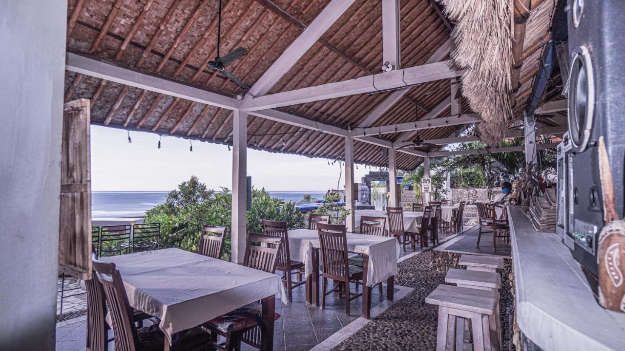 Waenis Sunset View Hotel And Restaurant, Amed, Bali מראה חיצוני תמונה