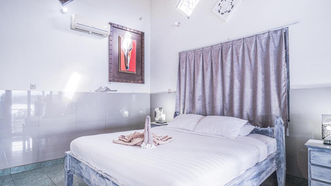Waenis Sunset View Hotel And Restaurant, Amed, Bali מראה חיצוני תמונה