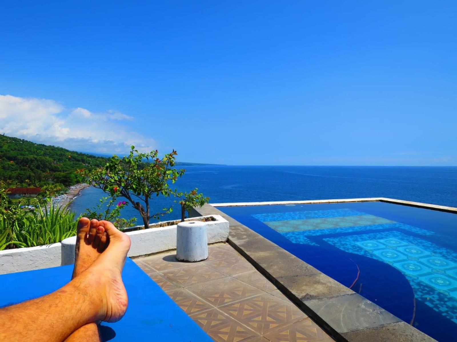 Waenis Sunset View Hotel And Restaurant, Amed, Bali מראה חיצוני תמונה