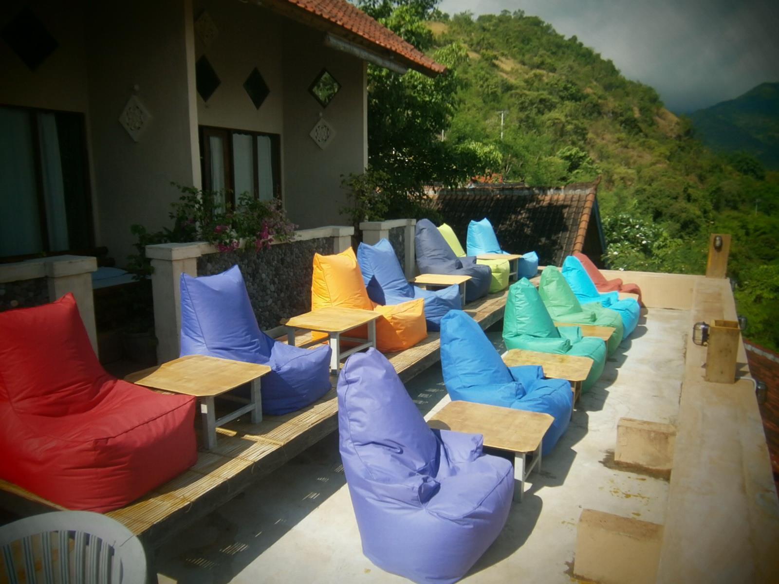 Waenis Sunset View Hotel And Restaurant, Amed, Bali מראה חיצוני תמונה