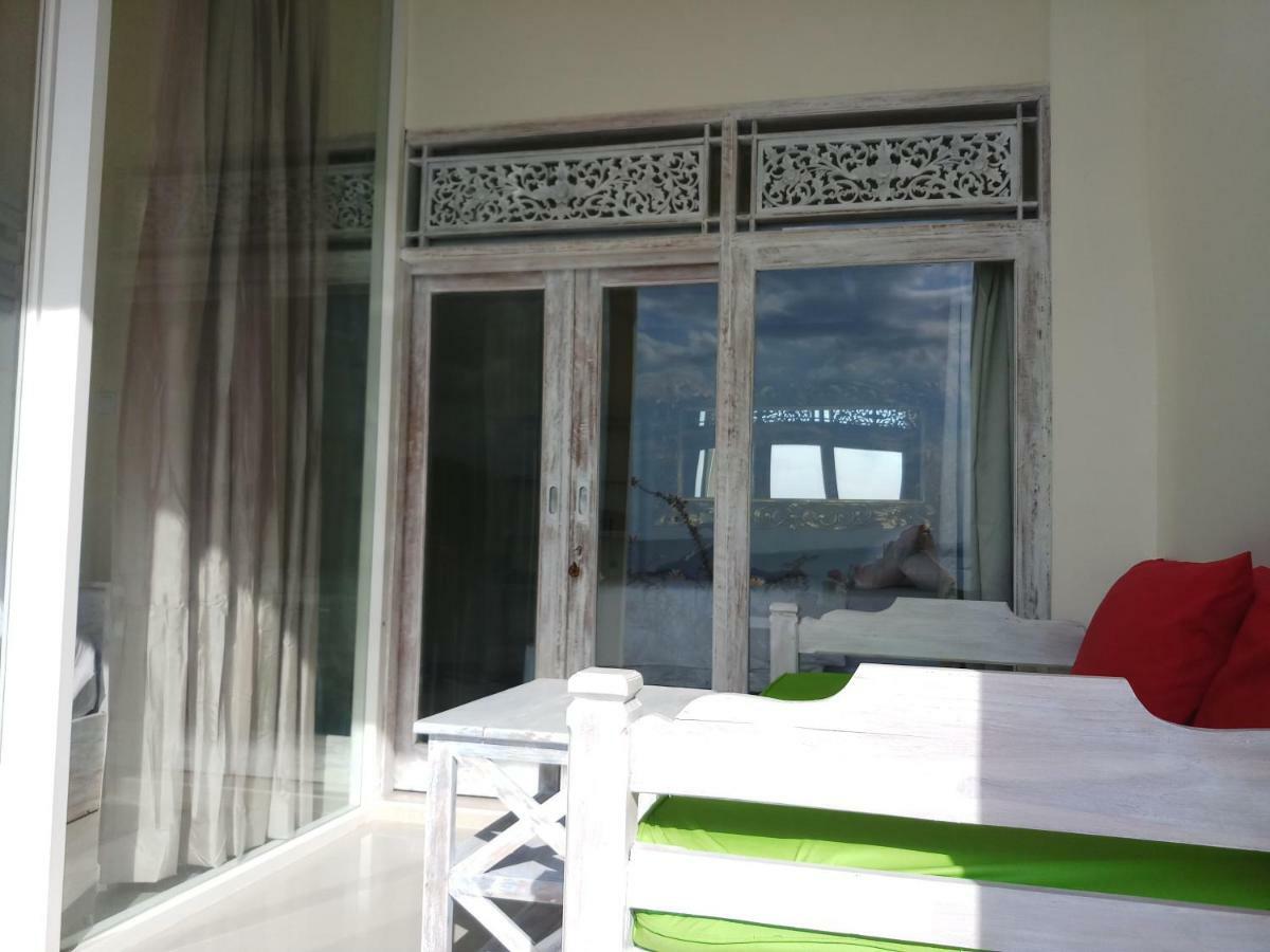 Waenis Sunset View Hotel And Restaurant, Amed, Bali מראה חיצוני תמונה